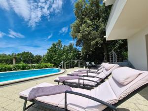 Bazén v ubytovaní Holiday home Bastion alebo v jeho blízkosti