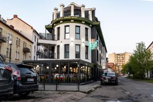 Budova, kde se hotel nachází