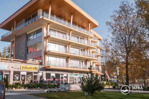 Το κτήριο όπου στεγάζεται  το διαμέρισμα