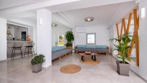Zdjęcie z galerii obiektu Kalisperis Hotel w mieście Mesaria