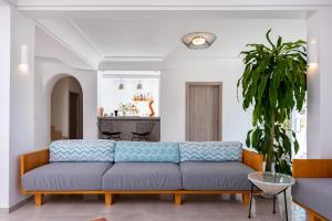 Część wypoczynkowa w obiekcie Kalisperis Hotel