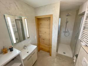 Kúpeľňa v ubytovaní Pension Erlhof + 37 fotografií