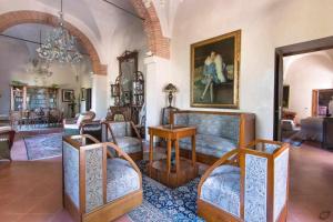 Posedenie v ubytovaní Villa privata con piscina firenze chianti