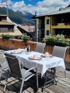 Schneider Hof Boutique-Hotel Garni Superior, Sankt Anton am Arlberg –  Updated 2022 Prices
