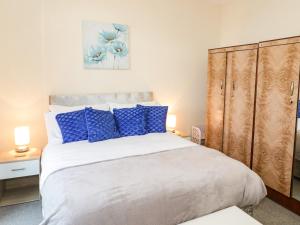 Fotografie z fotogalerie ubytování Llys Madoc, Basement Apartment v destinaci Penmaen-mawr