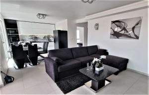 Posezení v ubytování BARTOL LUXURY APARTMENTS KRK Croatia, with own HOT TUB - WHIRLPOOL