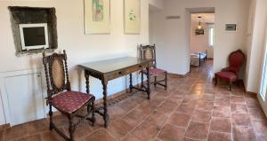 A seating area at il Podere La Casina