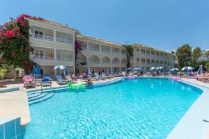Piscina di Roseland Hotel o nelle vicinanze
