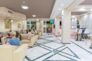 Area soggiorno di Roseland Hotel