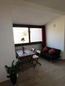 Posezení v ubytování B&b Ajo' a mulinu Teulada + 32 fotografií