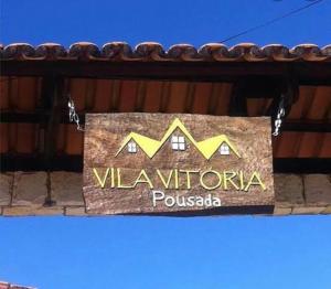 um sinal para a aldeia de wawriorolo pousada em Vila Vitória Pousada em Pirenópolis