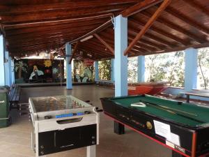 Biliár nebo kulečník v ubytování Forte Village