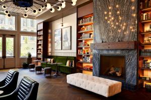 The Grady Hotel的休息区