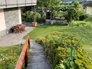 DaSaNa Appartamento外面的花园