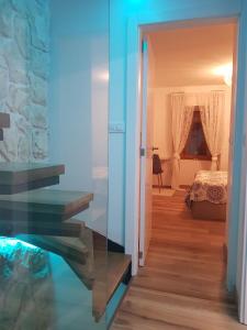 Posteľ alebo postele v izbe v ubytovaní NEW VILLA IN OLD CENTER - Pag