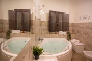 Kúpeľňa v ubytovaní Siciliabedda Catania Holiday House
