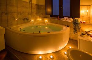 Kúpeľňa v ubytovaní Siciliabedda Catania Holiday House + 37 fotografií