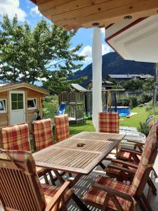 Bazén v ubytovaní Apartment in Fügenberg/Zillertal 727 alebo v jeho blízkosti