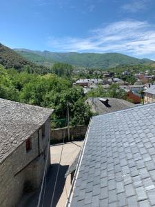- une vue depuis le toit d'une maison dans l'établissement La casa de Lucas y Alex, à Ponferrada
