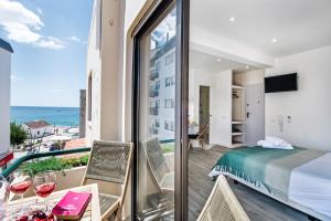 Balkón nebo terasa v ubytování Sea View Studio