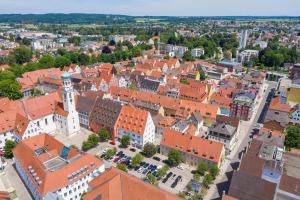 Linna Memmingen üldine vaade või majutusasutusest JOESEPP´S HOTEL am Hallhof pildistatud vaade