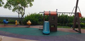 Children's play area sa Cosmy Benson Apartment at Supermall Pakuwon
