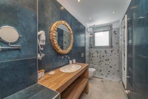 A bathroom at Owl Villas