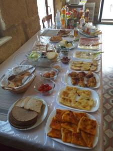 Jedlo v ubytovaní bed & breakfast alebo blízkom okolí