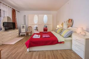 Posteľ alebo postele v izbe v ubytovaní Two Bed Rooms Fortuna near the Beach