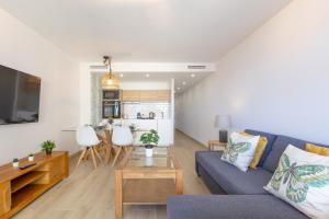 Apartamento junto al Faro .Marbella centro.Vistas mar y el ...