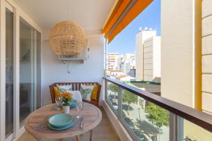 Balkón alebo terasa v ubytovaní Apartamento junto al Faro .Marbella centro.Vistas mar y el puerto.