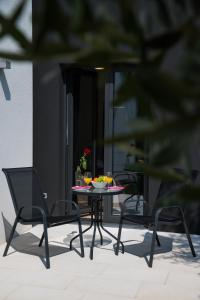 Patio nebo venkovní prostory v ubytování Lucky Charm