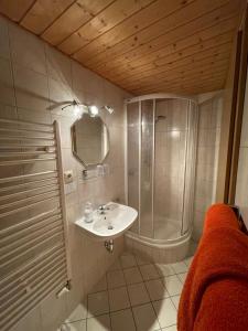 Koupelna v ubytování Hotel Garni „zum Bären“