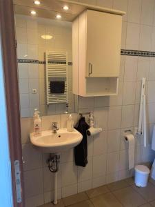 Ванна кімната в Eyrakot Studio-Self-check-in apartment in Selfoss city center