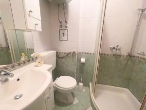 Kúpeľňa v ubytovaní Apartmani Dea