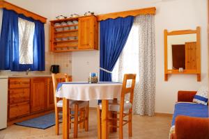 Fotografie z fotogalerie ubytování Petroula Apartments II v destinaci Emborios + 37 fotografií