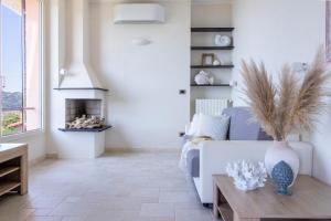 Billede fra billedgalleriet på Villa Silvia Apartment - Private Pool i Zoagli