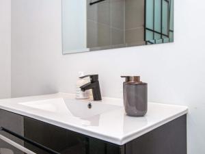 Ett badrum på Apartment Glesborg CVI