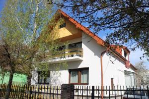 Budova, v ktorej sa apartmán nachádza