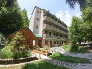 Gallery image of Fusha e Gjes Hotel in Valbonë