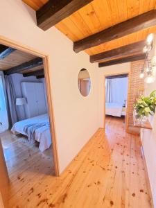 Imagen de la galería de Stonehouse Ana with Jacuzzi Rovinj-Krmed, en Krmed 38 fotos más