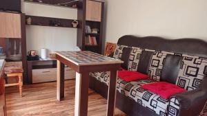 Η κουζίνα ή μικρή κουζίνα στο Casa La Agapia +25 φωτογραφίες