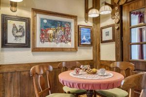 Restoranas ar kita vieta pavalgyti apgyvendinimo įstaigoje Hotel Du Grand Paradis - 1899 Auberge Boutique