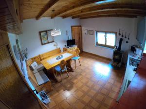 Kuchyň nebo kuchyňský kout v ubytování Casa Aurora -Altopiano di Pinè