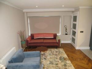 Gallery image of THE LODGE Apartment in Belmullet