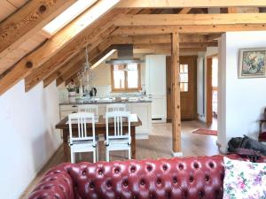 Gallery image of Haus am See in Därligen