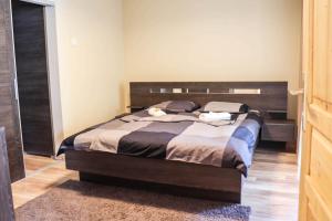 Galería fotográfica de Forest Luxury Apartman en Dorogháza