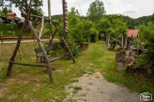 Giardino di Mikin vajat i ribnjak Korenita, Loznica