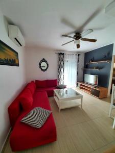 TV a/nebo společenská místnost v ubytování Apartments Perina