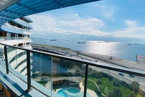 Kép Luxury 2 Room Suite Apartment With Seaview In Center szállásáról Isztambulban a galériában